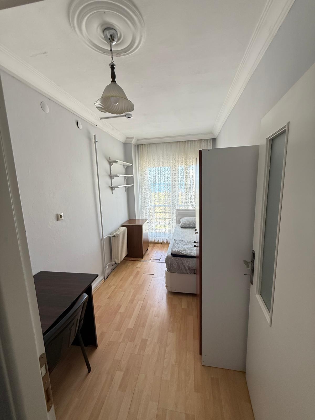 4.kat 405 numaralı 1 kişilik oda